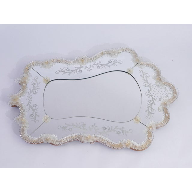 1950s Vintage Venetian Scalloped Murano Glass Mirror with Etched Floral Details, 1950s For Sale - Image 5 of 13