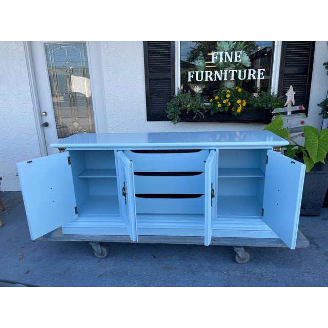 1960s Stanley High-Gloss Blue Hydrangea Console/ Credenza With Brass Hardware For Sale - Image 10 of 11