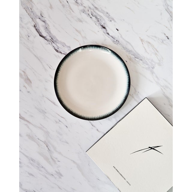 Ivory Set of 8 Minimalist "Variation 3 Dé" Breakfast Plates by Ann Demeulemeester for Serax, in White Glazed Porcelain With Organic Black Border For Sale - Image 8 of 11