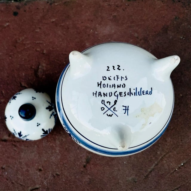 Vintage 3-Footed Delft Vessel With Lid For Sale - Image 9 of 10