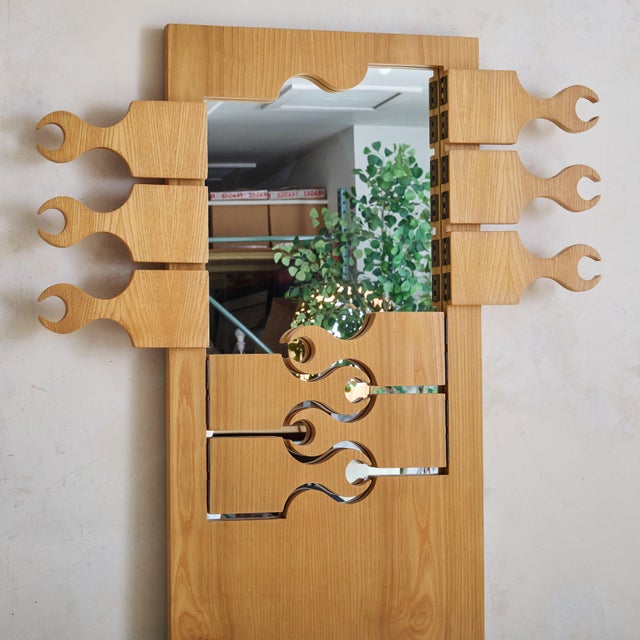 Brown Italian Blonde Wood ‘Scorpion’ Coat Rack with Mirror by Anonima Design For Sale - Image 8 of 11