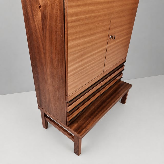 Brown Vintage Bookcase in Beech, 1970s For Sale - Image 8 of 10