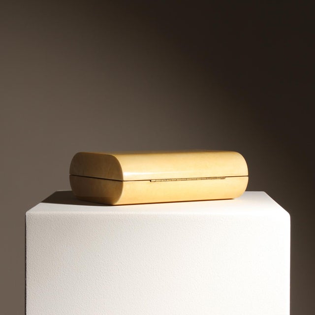 1970s Lacquered Goatskin Parchment Box by Aldo Tura, Italy, 1970s For Sale - Image 5 of 14