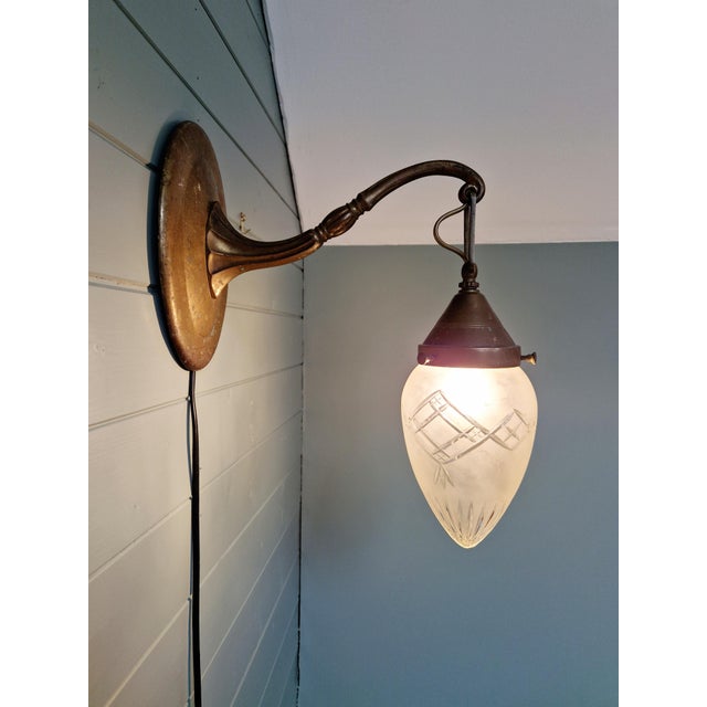Art Deco Wall Light in Bronze and Satin Crystal, 1910s For Sale - Image 4 of 12