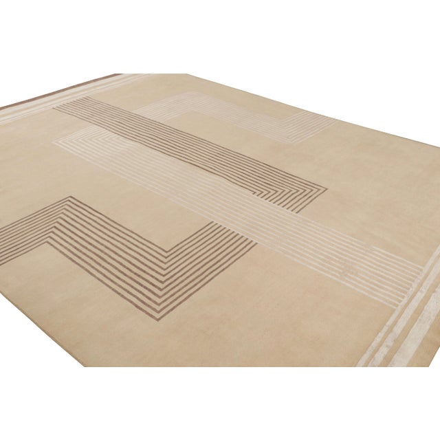 Hand-knotted in wool and silk, this 10x14 modern rug by Rug & Kilim is a new addition to the French Art Deco rug line. On...