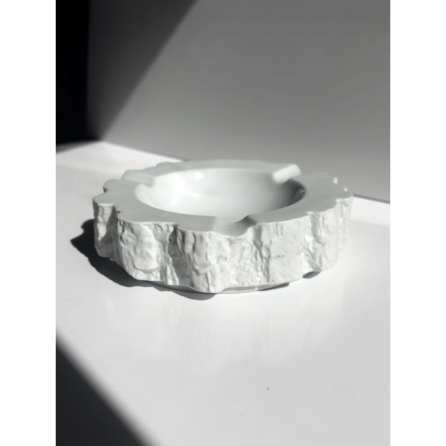 1970s Vintage Brutalist White Bisque Porcelain Ashtray, 1970s For Sale - Image 5 of 6