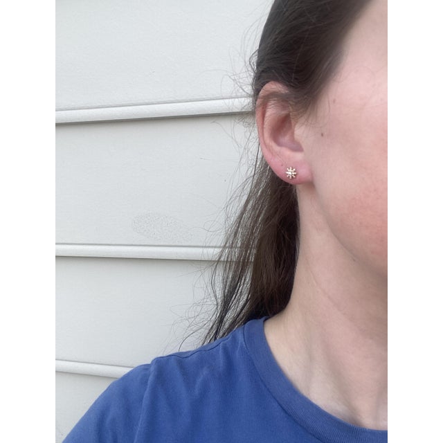 Early 21st Century David Yurman .13ctw Diamond Starburst Small Studs,18k Yellow Gold, Length 7.5 Mm, A Pair For Sale - Image 5 of 5