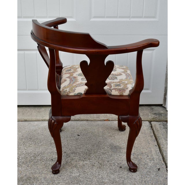 Statesville Co Mahogany Corner Chair Vintage Queen Anne Style Accent Slip Seat For Sale - Image 11 of 16