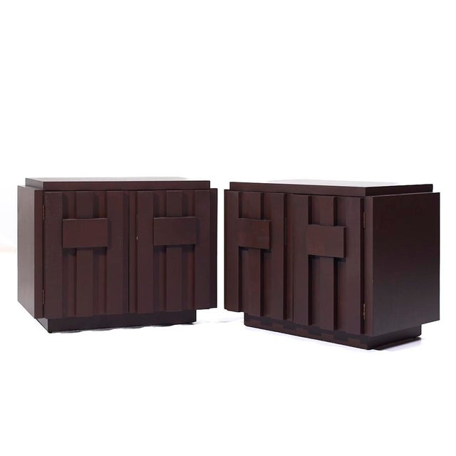 Mid-Century Modern Lane Staccato Brutalist Mid Century Walnut Nightstands - Pair For Sale - Image 3 of 11