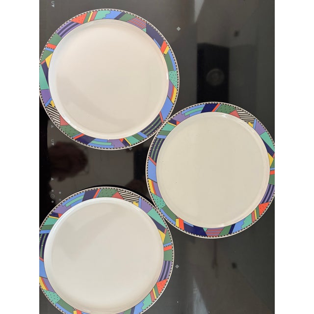 Scenario Metropol Dinner Plates by Barbara Brenner for Rosenthal, 1990s, Set of 3 For Sale - Image 11 of 17