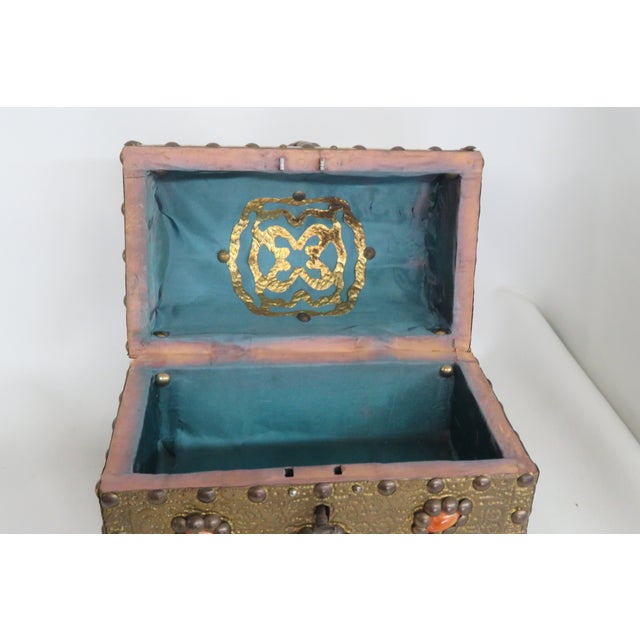 Brass Plated Box Domed Vanity Jewelry Decorative Vintage Chest With Key 4711b For Sale - Image 10 of 15