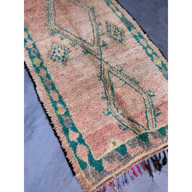 Moroccan Ait Bou Sbaa Vintage Rug 5x8 Ft For Sale - Image 12 of 12