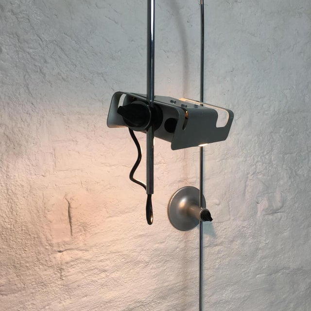 1960s Spider Wall Lamp by Joe Colombo for Oluce, 1967 For Sale - Image 5 of 11