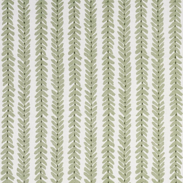 Rustic Schumacher x Veere Greeney Woodperry Fabric In Moss For Sale - Image 3 of 3