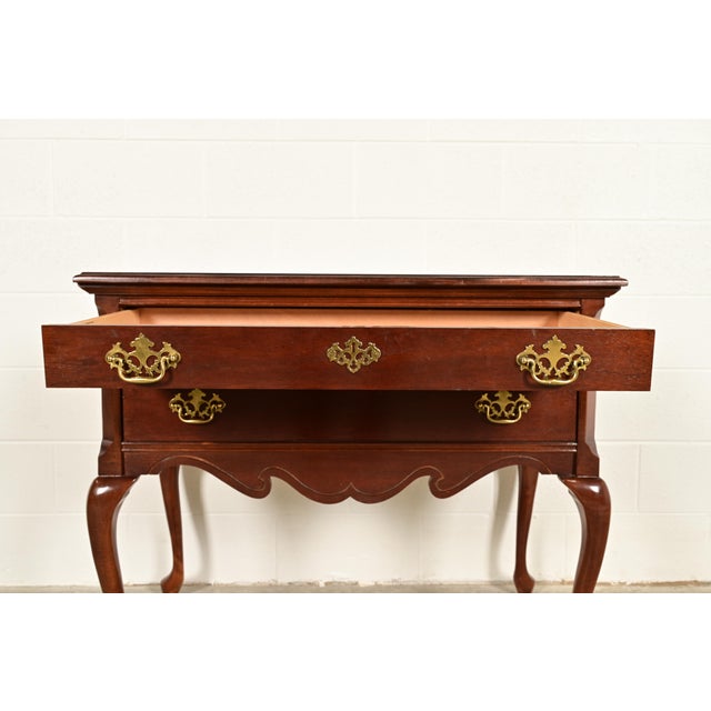 Wood Queen Anne Carved Mahogany Lowboy Dresser or Console Table For Sale - Image 7 of 16