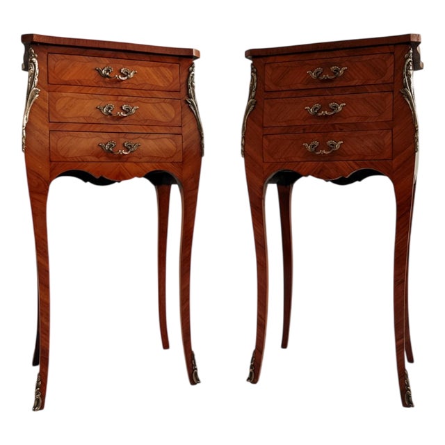 Louis XV French Bedside Tables with Floral Marquetry, 1940s, Set of 2 For Sale