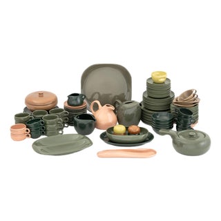 Russel Wright X Steubenville Partial Service Set, 113 Pieces For Sale