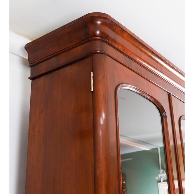 19th Century Antique English Victorian Flame Mahogany Library Bookcase For Sale - Image 15 of 18