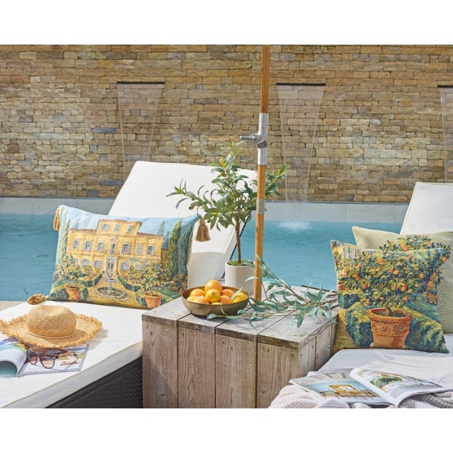 Renowned for its distinctive architectural style of its warm stone villas and sun-soaked fertile landscapes, this Tuscany...