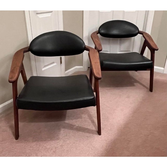 Set of 2 Rare Adrian Pearsall for Craft Associates 916-CC Mid Century Modern Captains Chairs Great looking chairs. Very...