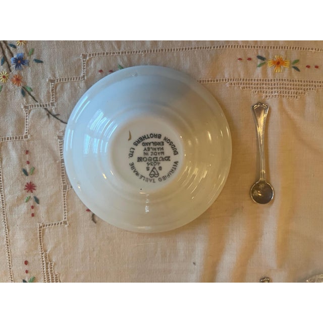 Nice vintage Windsor Hotel with crown insignia from England, Britain, the UK. A nice gift or memento for any anglophile or...