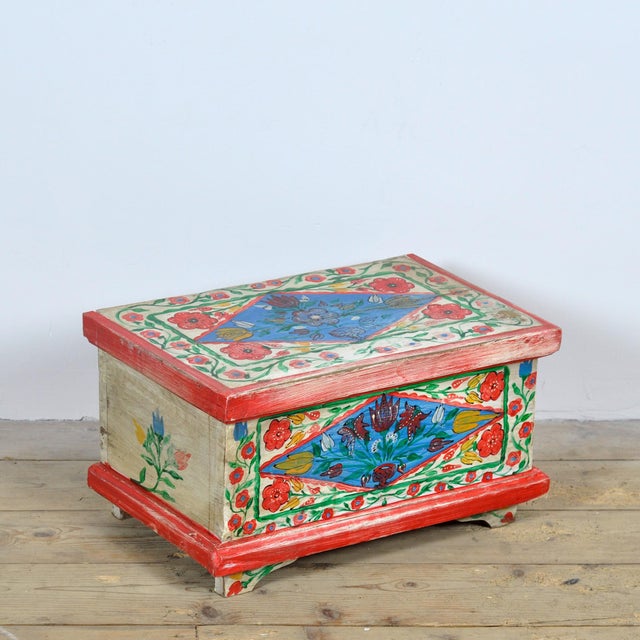 Small Vintage Folk Art Chest, 1950 For Sale - Image 3 of 11