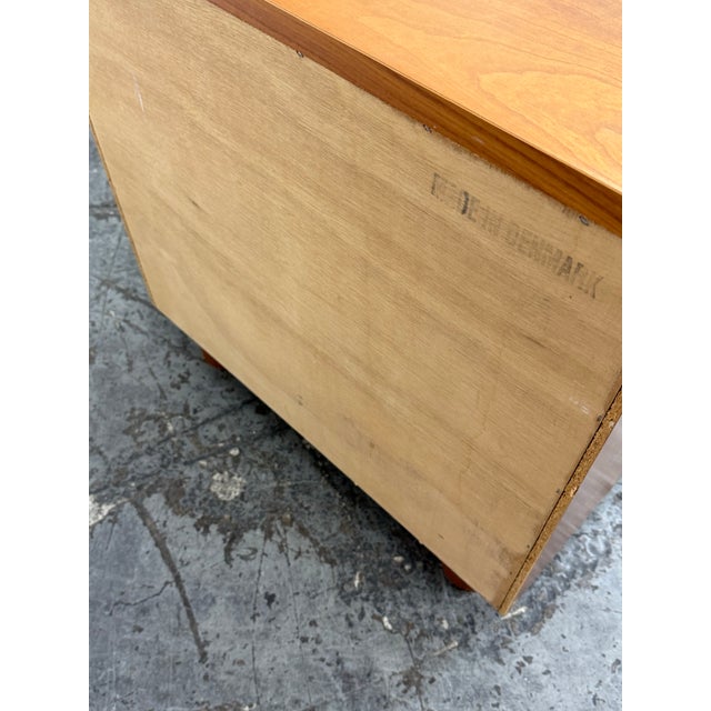Wood Mid-20th Century Danish Modern Cherry Nightstands, Pair For Sale - Image 7 of 12