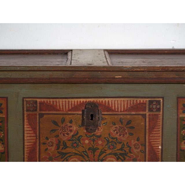 Antique Painted Dowry Chest in Pine, Central Europe, 1850 For Sale - Image 12 of 15