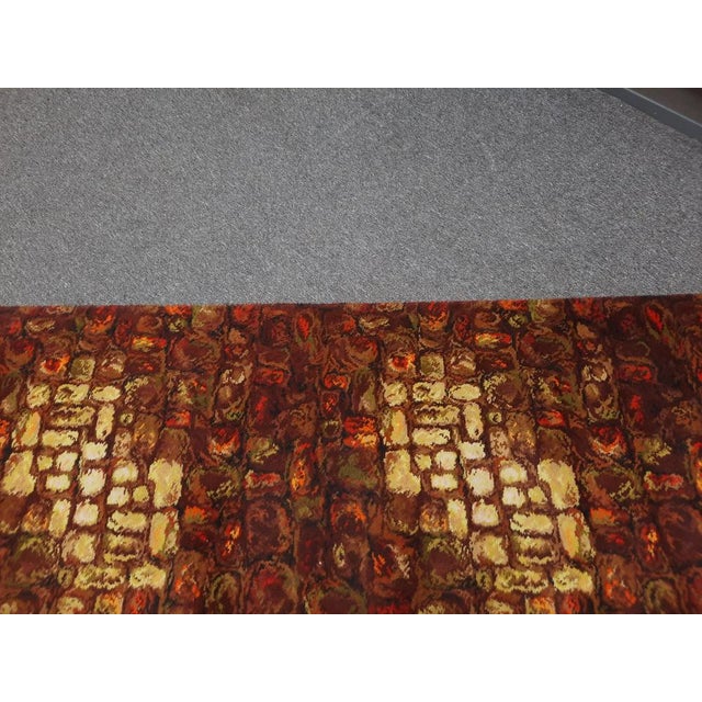 Beige English Flower Power Rug, 1970s For Sale - Image 8 of 13
