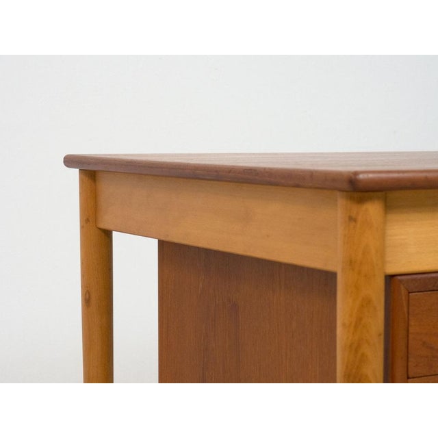 Model 130 Desk in Teak and Beech by Børge Mogensen for Søborg Møbelfabrik For Sale - Image 9 of 15