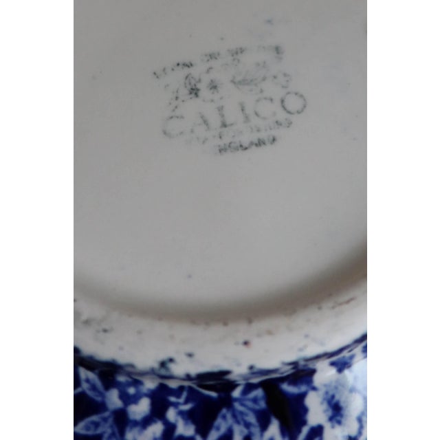 Burleigh Pottery is a historic British manufacturer of earthenware founded in 1851. This Calico pattern is one of their...