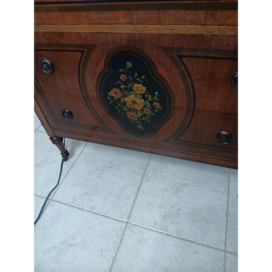 Walnut antique chest of drawer 5 drawer on wheels dark tone Style: Traditional Color: Brown Dimensions: 38" W x 42"1/2 H x...