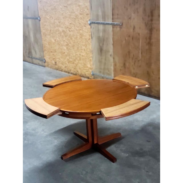 Danish Flip Flap Lotus Dining Table from Dyrlund, 1960 For Sale - Image 11 of 17