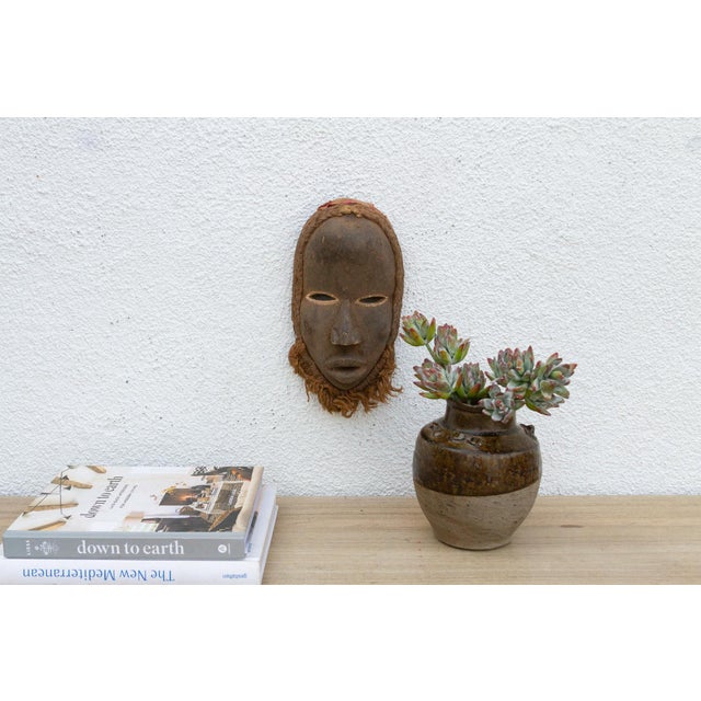 Brown Vintage Kuba Raffia Beard Mask For Sale - Image 8 of 8