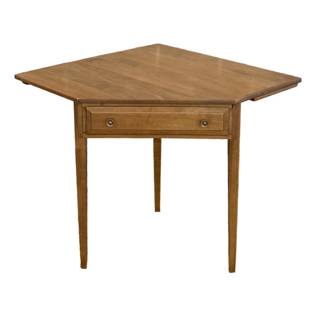 Vintage Dearborn Furniture American Traditional Solid Maple Corner Desk With Drawer For Sale