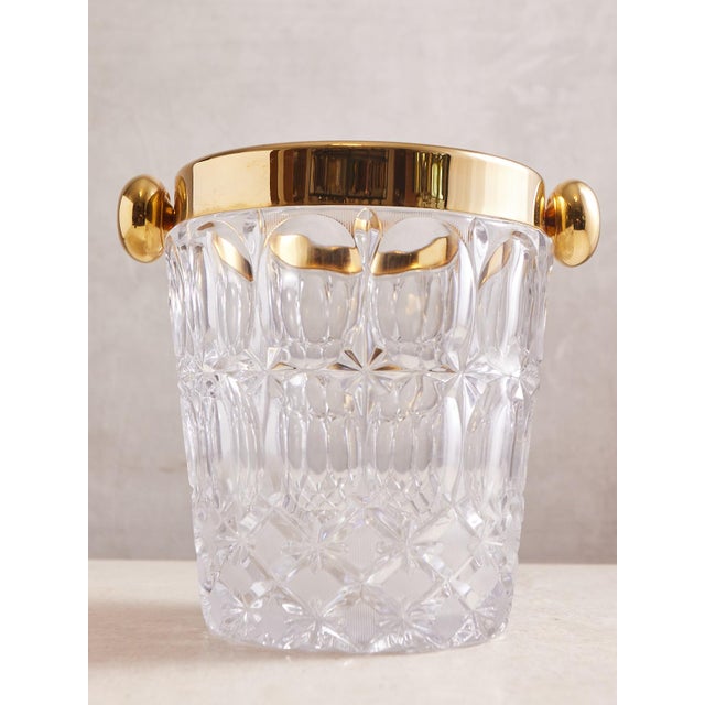 1960s Mid Century Crystal Modern Ice Bucket With Gold Rim For Sale - Image 9 of 18