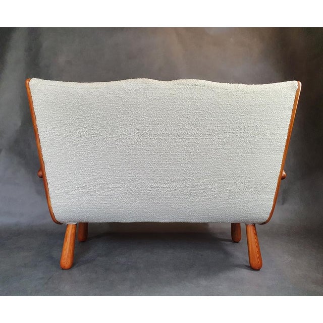 Mid-Century Scandinavian 2-Seater Setee in Wood and Bouclé Fabric in the style of Philip Arctander, 1950s For Sale - Image 6 of 17