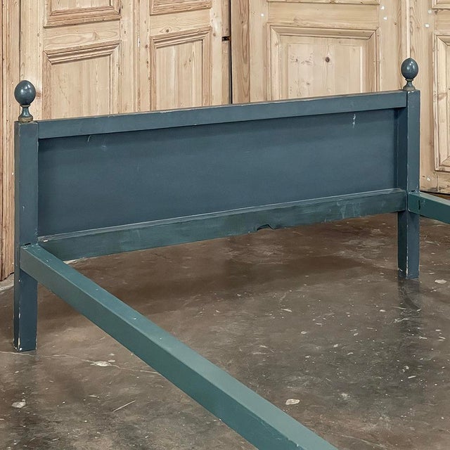 19th Century Dutch Neoclassical Louis XVI Painted Bed For Sale - Image 17 of 18