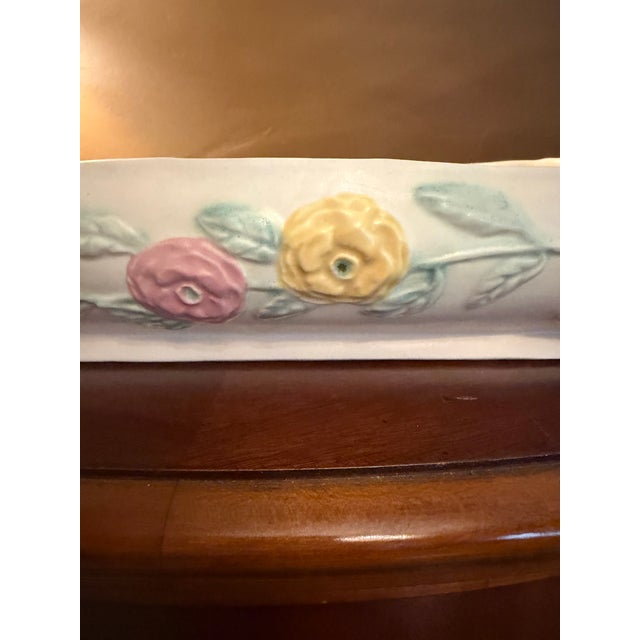 1940s Hull Pottery Open Rose / Camellia Console Bowl W/ Dove Handles "116-12" Art Deco - Rare For Sale - Image 9 of 15