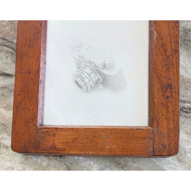 Campaign 2026 Repro Print of Jefferson Hayman Camera Photograph in Antique Frame For Sale - Image 3 of 6