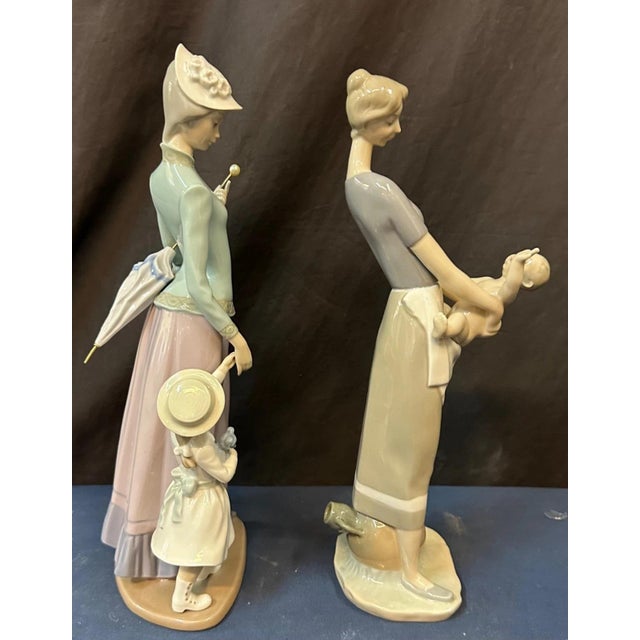 Late 20th Century Lladro Duo: Mother & Child (#4575), Lady with Umbrella & Girl (#1353) - A Pair For Sale - Image 11 of 11