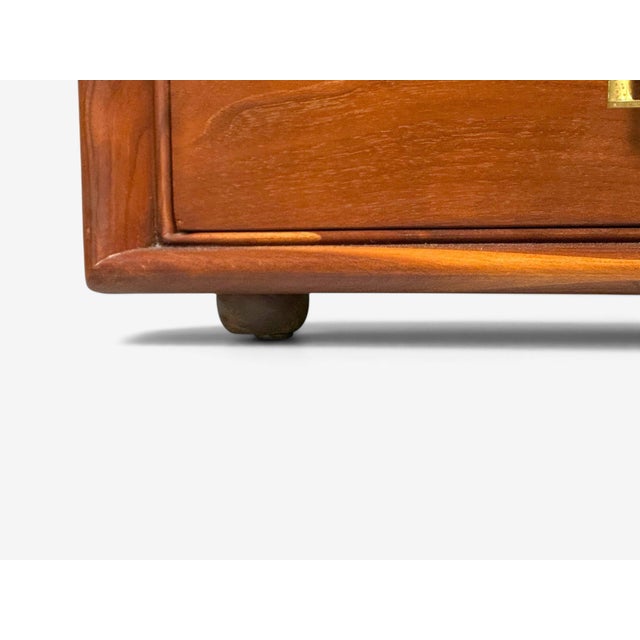 Paul Frankl, John Stuart, Concave Nightstands, Walnut, Brass, Usa, 1950s For Sale - Image 13 of 16