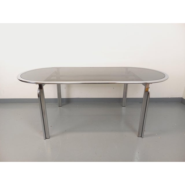 Vintage Oval Dining Table in Smoked Glass and Chrome Metal, 1970s For Sale - Image 4 of 18