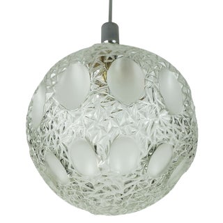 Mid-Century Pendant Light in Structured Glass and Chrome from Richard Essig, 1960s For Sale