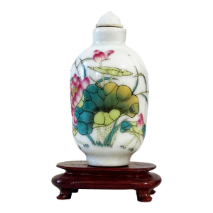 Vintage Chinoiserie Famille Rose Porcelain Snuff Bottle W/Stand 3.5" H