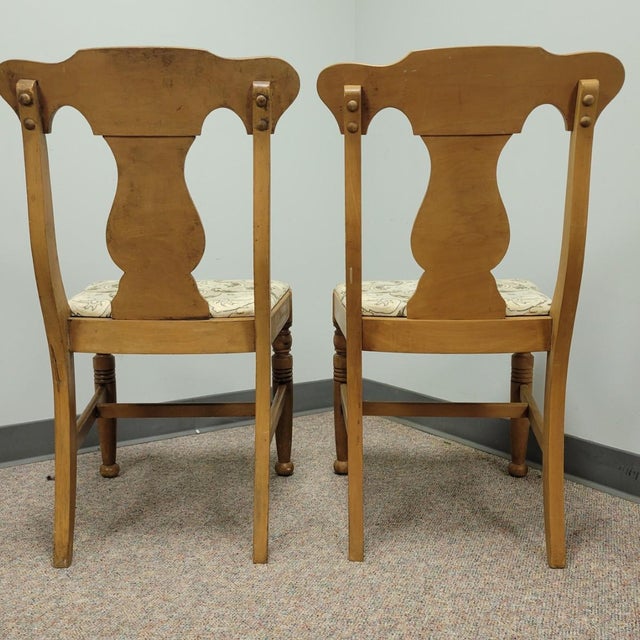 Set of 4 Vintage Pine Fiddleback Dining Chairs by Corona Furniture Company For Sale In Raleigh - Image 6 of 8