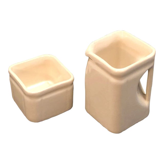 Early 20th Century Hms Queen Mary Sugar & Creamer Set- 2 Pieces For Sale