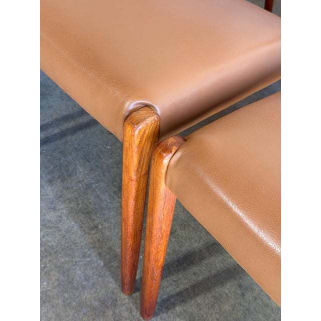 j.l. Møller Teak Dining Chairs Set of 10 Models 55 and 71 Danish Mid-Century Modern 1960s For Sale In Los Angeles - Image 6 of 15