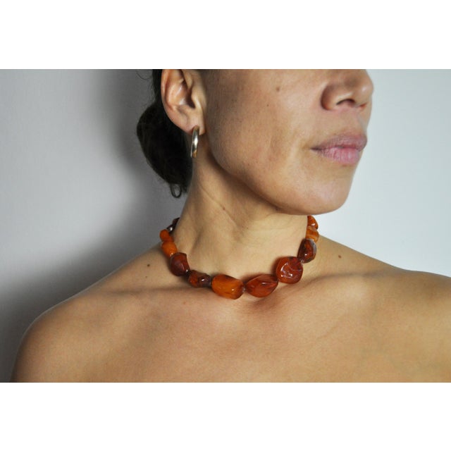 Gemstone Art Deco Honey Amber Graduated Bead Necklace, 1920s For Sale - Image 7 of 11