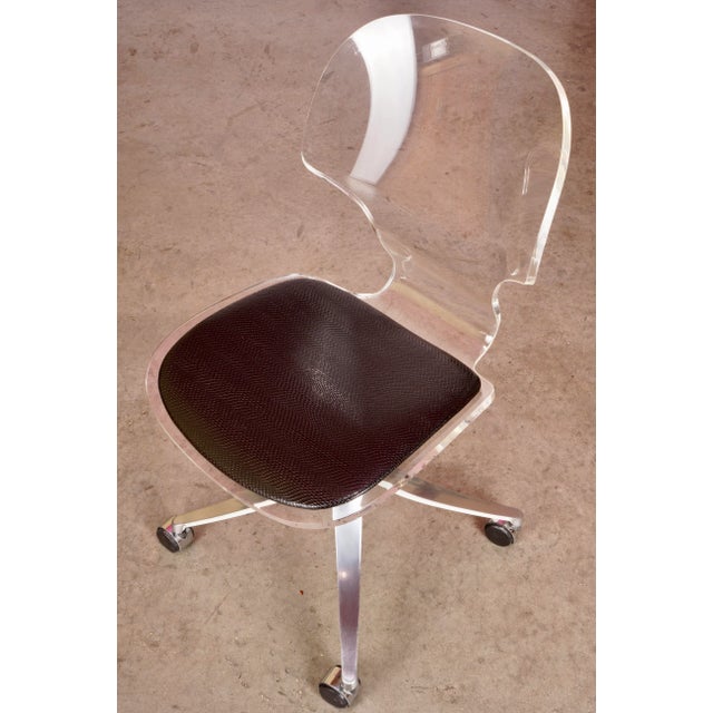 1970s Lucite and Aluminum Based Swivel Office Chair by Hill Manufacturing For Sale - Image 12 of 12